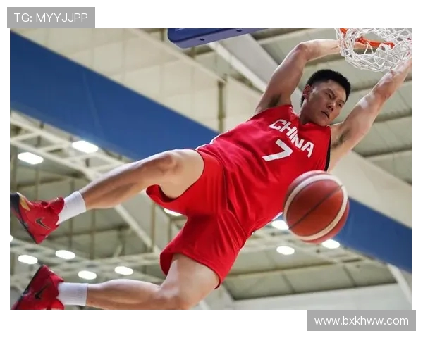 CBA变成中国足球明星：CBA球员转战足球场的故事与挑战