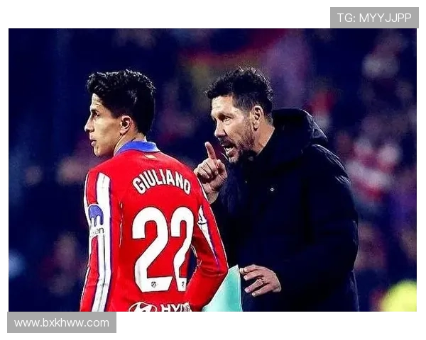 塞尔电台透露格列兹曼留队希望增大西蒙尼积极劝说球员继续效力马竞